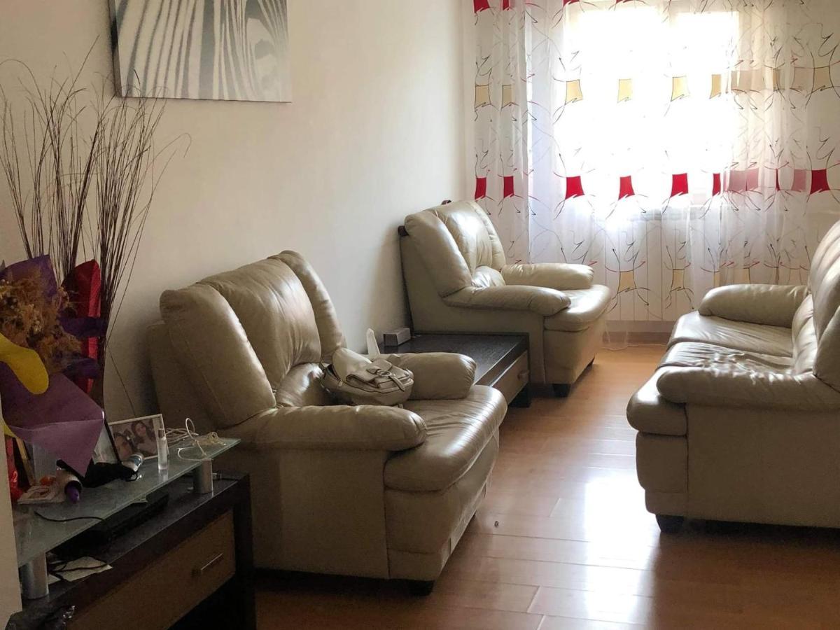 Apartament Apartament Râmnicu Vâlcea Zewnętrze zdjęcie